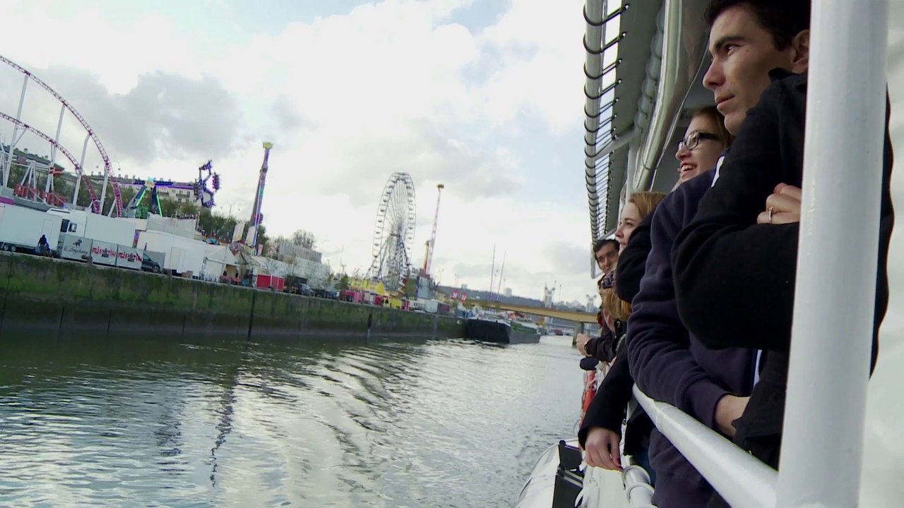 Bateau sur la Seine avec Les Zazimuts
