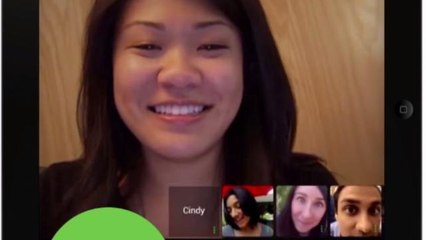 The Best Apps to Stay In Touch During the Holidays