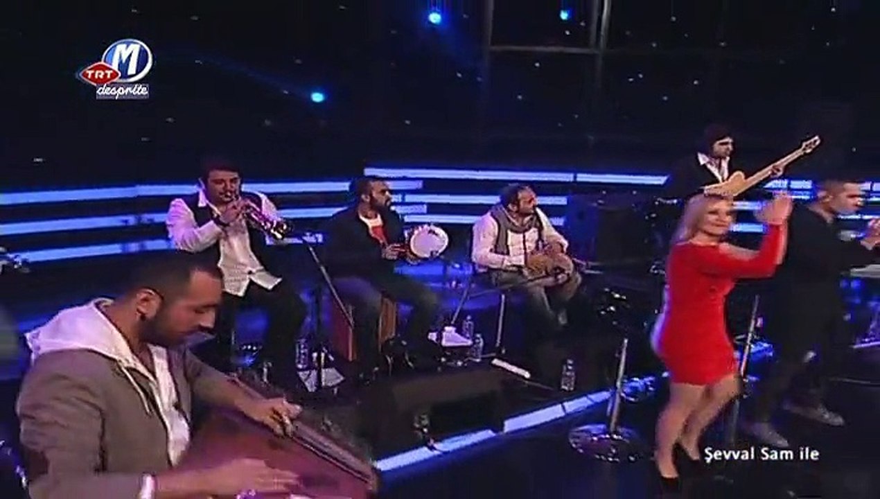 15 şevval sam şehnaz sam dolapdere big gang gimme hope jo'anna - ağlama değmez 09.02.2012