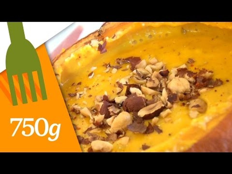 Recette de Soupe de potimarron dans le potimarron - 750 Grammes