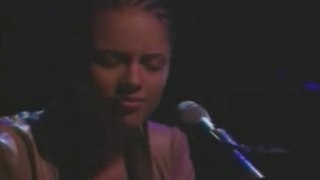 Alicia Keys - Troubles (Live)