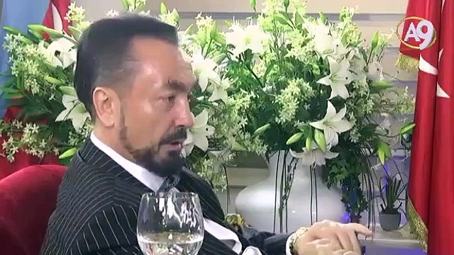 Adnan Oktar'ın İngiliz Lordlar Kamarası kabine bakanı Baroness Sayeeda Warsi ile görüşmesi