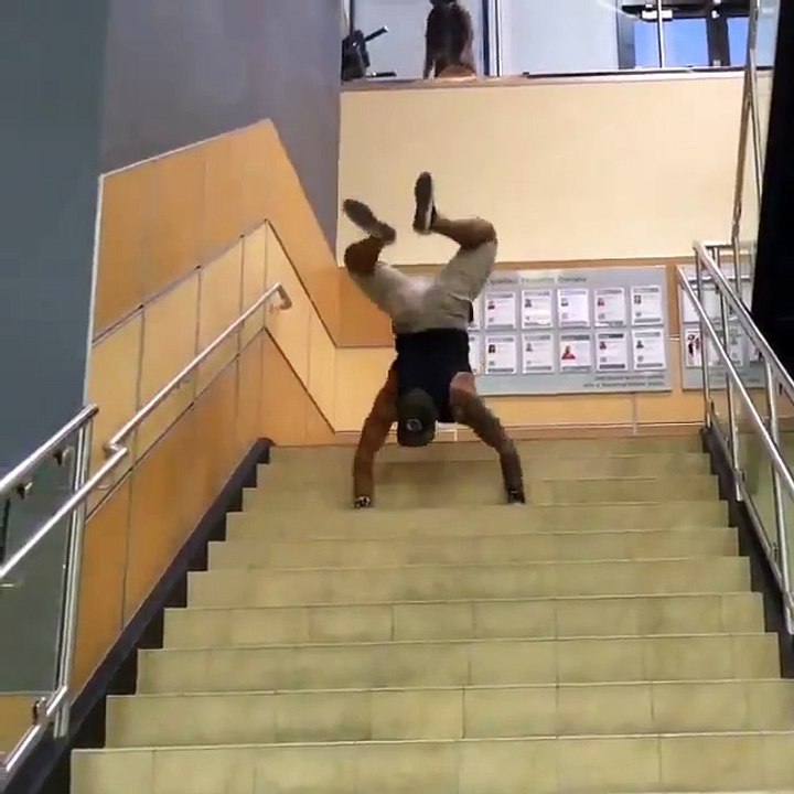 This Guy Is Amazing    Use Of Hand To Down Stairs