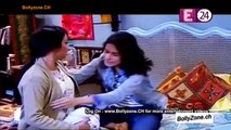 Kya Nisha Ko Hua Viraj Se Pyaar!! - Nisha Aur Uske Cousins - 4th Dec 2014