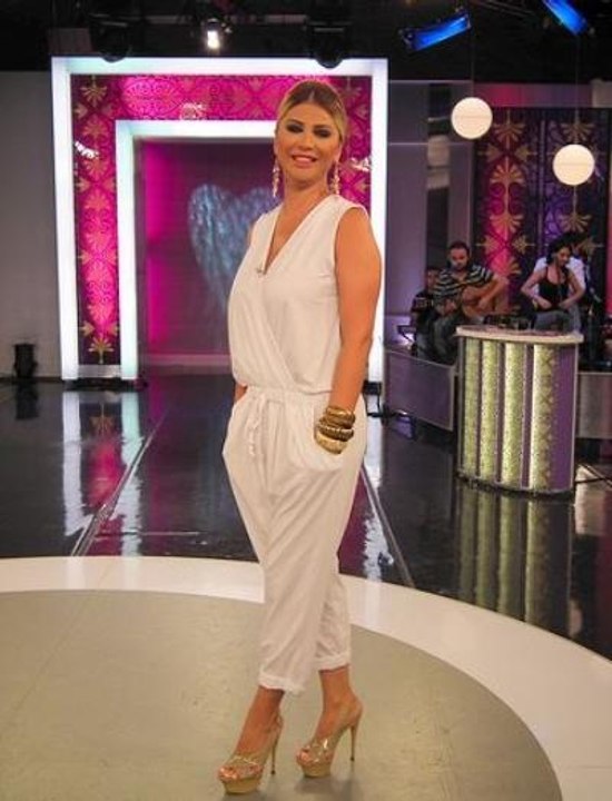 Songül Karlı'nın Programı Eşi Yüzünden Bitti