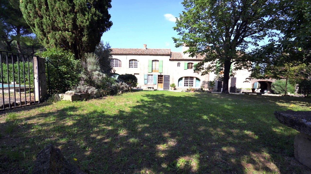 Saint-Rémy-De-Provence VENTE MAS - 14 pièces - Vue Alpilles - 500 m²