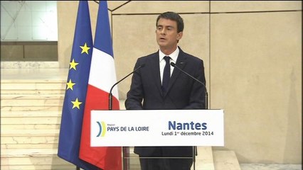 Ayrault et Valls rassemblés "pour le pays"