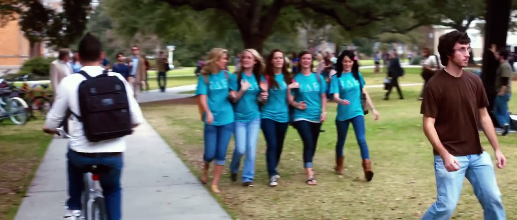 So Undercover Trailer (Miley Cyrus - 2012)