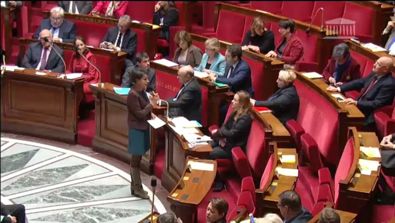 [ARCHIVE] Éducation prioritaire en zone rurale - Questions au Gouvernement à l'Assemblée nationale : réponse à la députée Valérie Lacroute, mercredi 3 décembre 2014