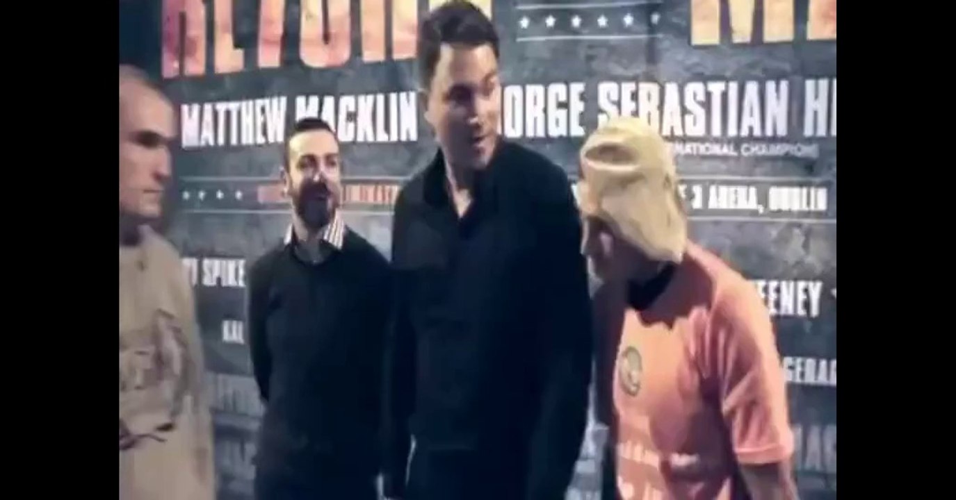 Confrontation avant le combat