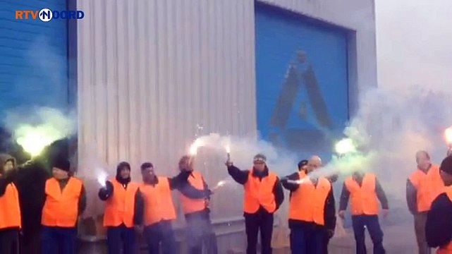 Eerste beelden staking Prolyte in Leek - RTV Noord