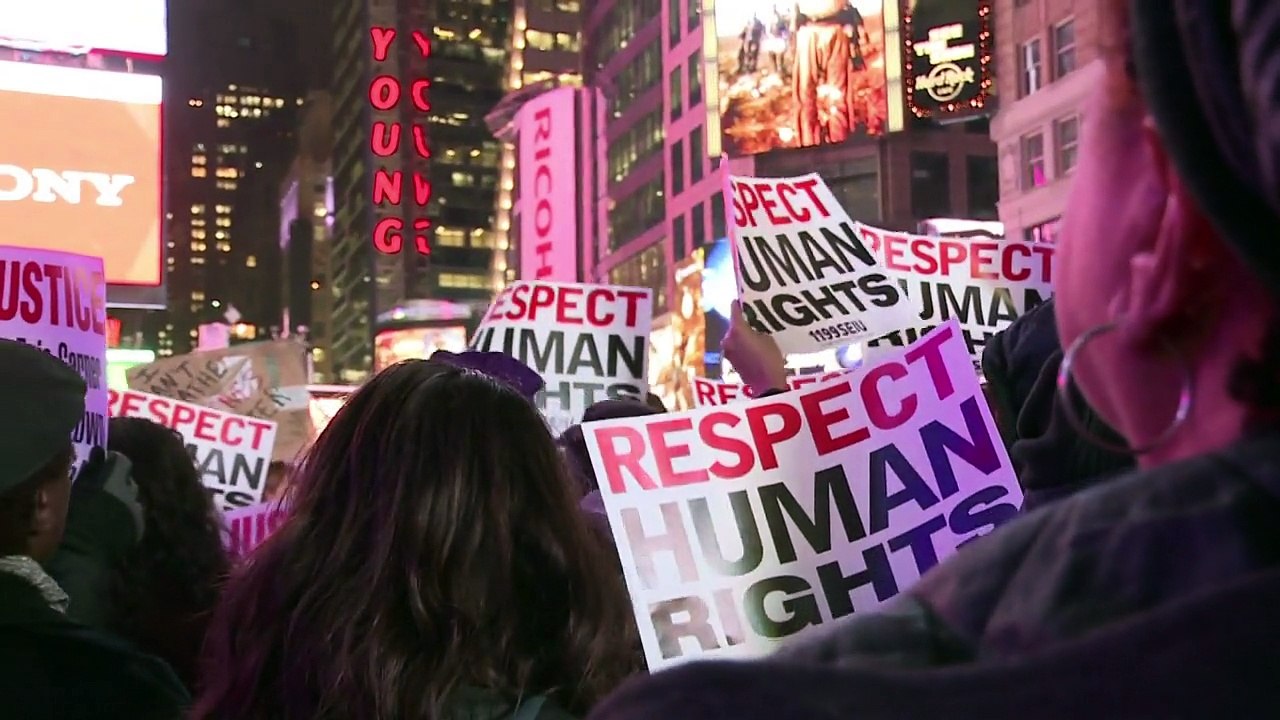 Tod nach Polizei-Würgegriff: Proteste in USA wegen Nichtanklage