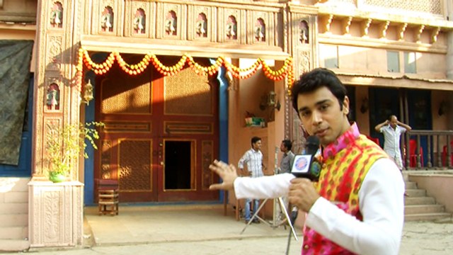 Leeladhar Aka Samridh Bawa| Shows Around His On-Screen House| Mere Rang Mein Rangne Wali | Life Ok