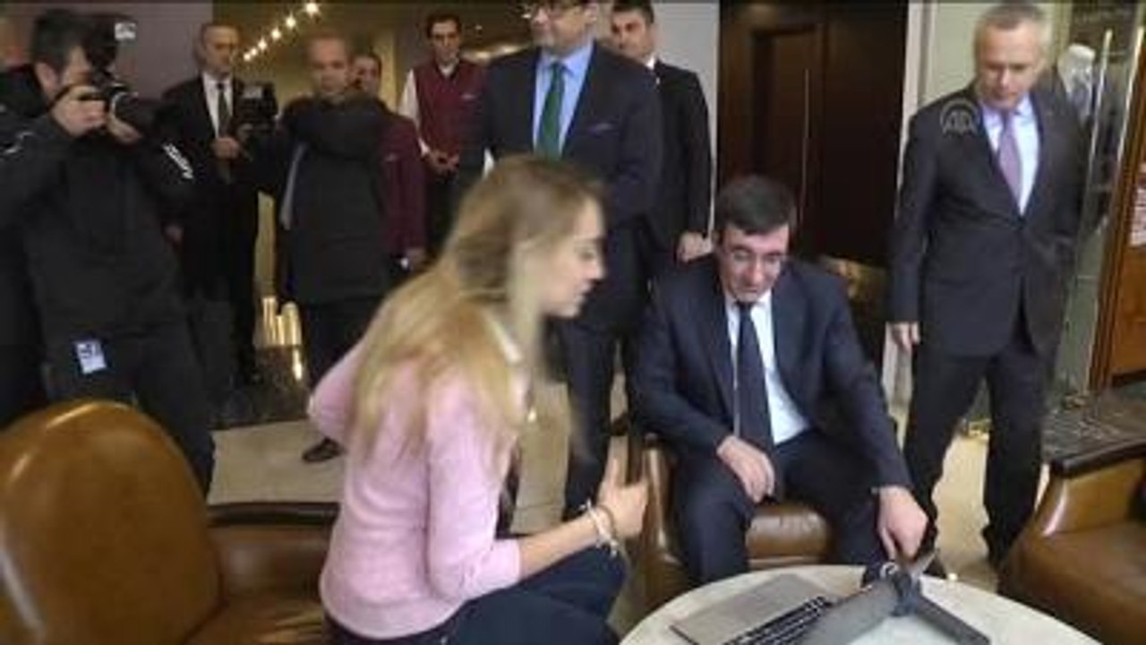 Cevdet Yılmaz, Aa'nın "Yılın Fotoğrafları" Oylamasına Katıldı