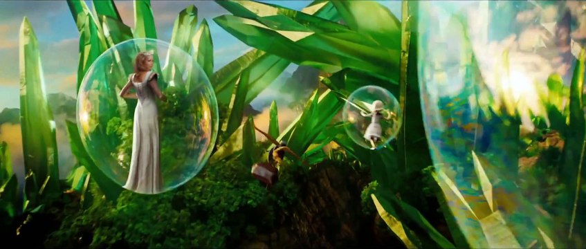 Oz The Great and Powerful EXTENDED Sneak Peek