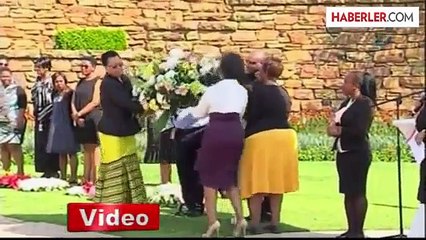 Nelson Mandela Ölümünün 1. Yıldönümünde Anıldı