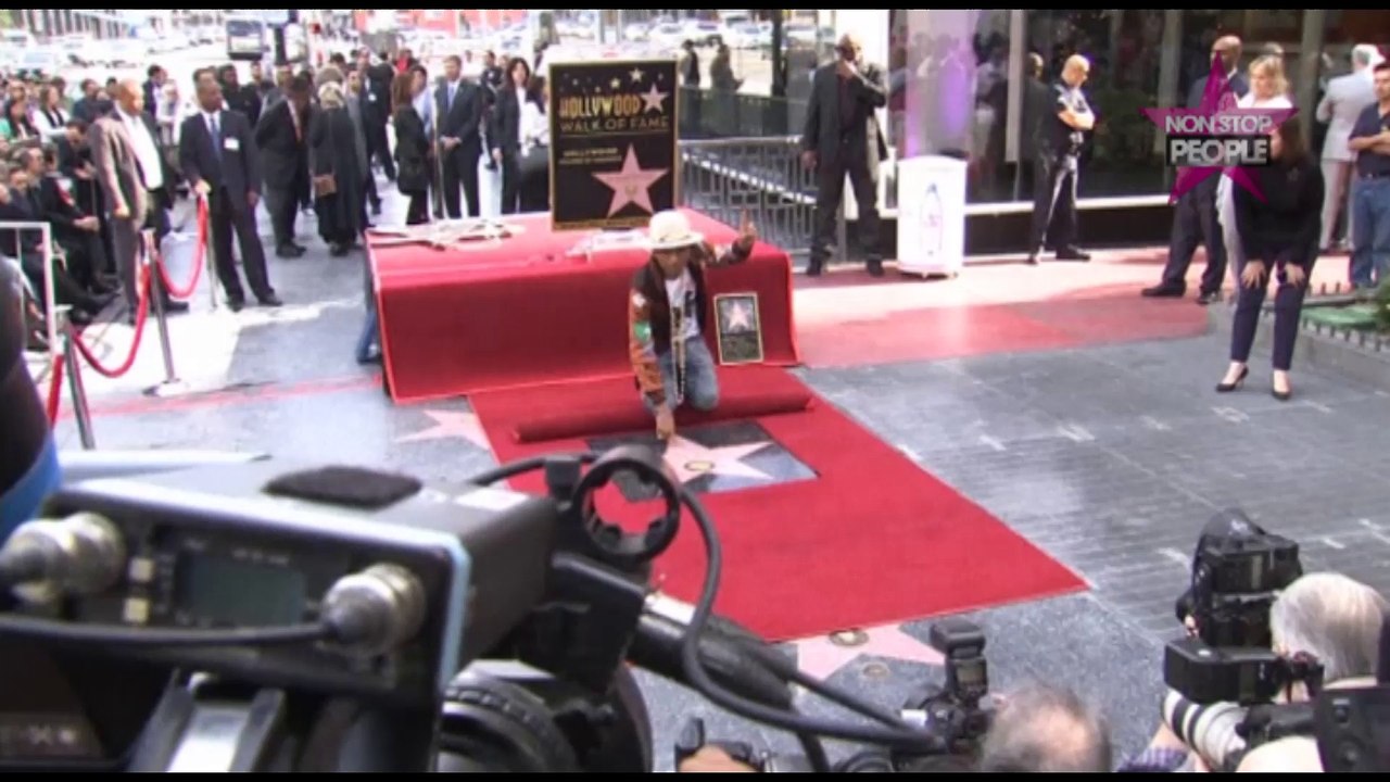 Pharrell Williams choqué par une question déplacée d'un journaliste sur la mort d'Eric Garner (Vidéo)