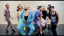 Taylor Swift- Shake it Off [Parody] 