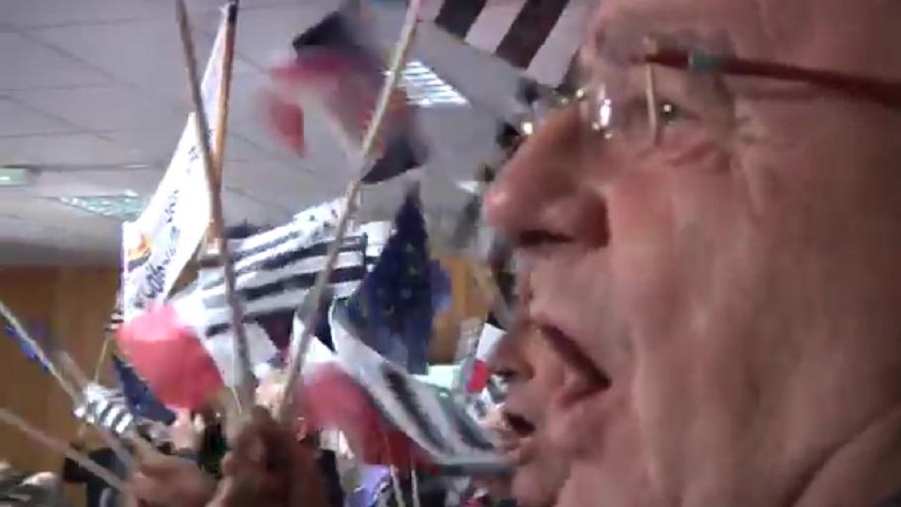 Les patrons bretons se lancent dans la chanson contestataire