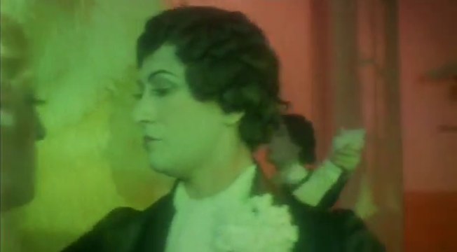 Bande-annonce : La Cage aux folles - VO