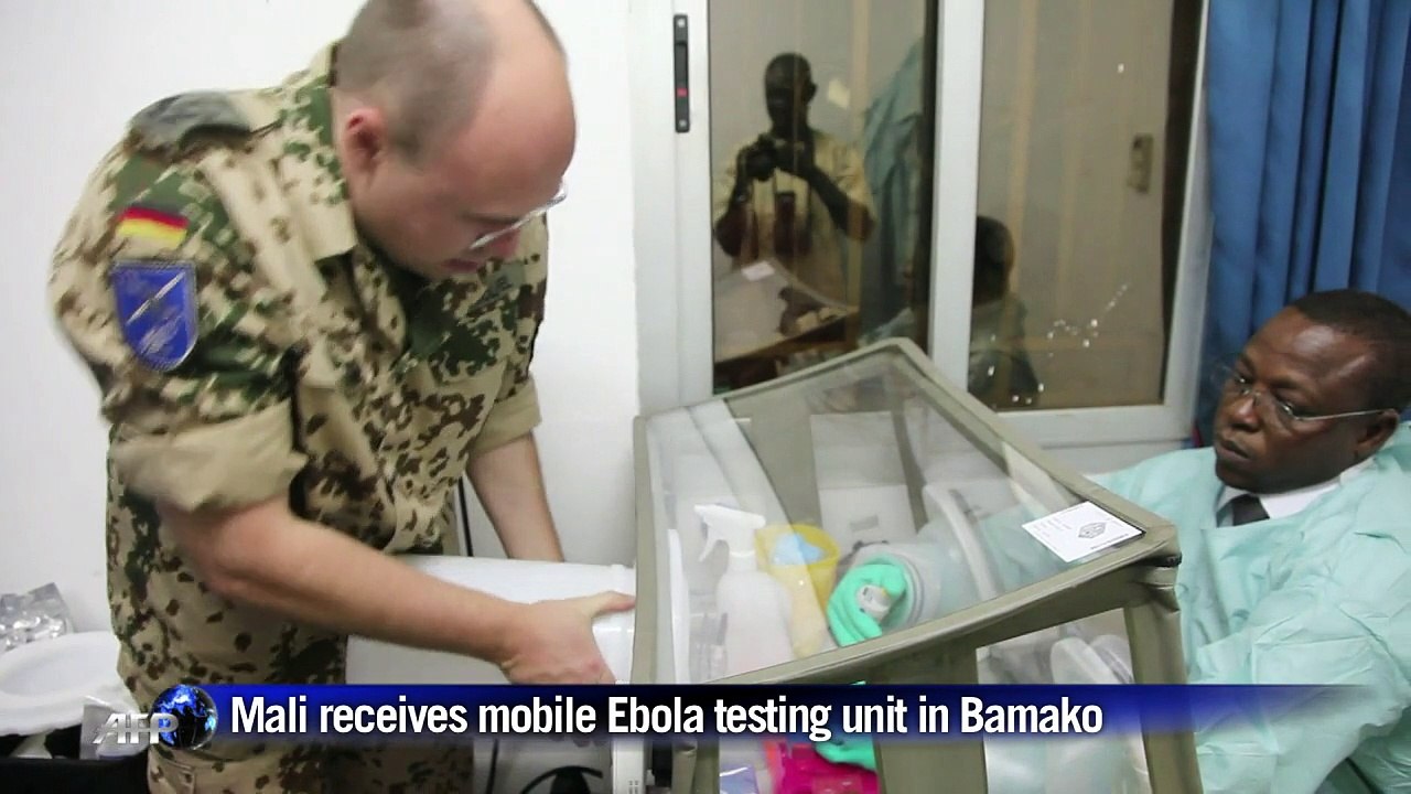 Mali receives mobile Ebola testing unit in Bamako