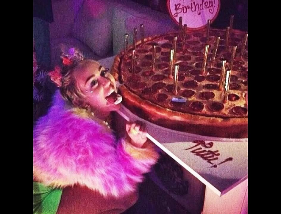 Miley Cyrus Got Penis Inspired Birthday Gift From Chelsea Handler