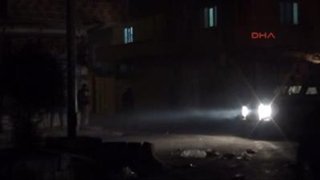 Nusaybin Ek Yol Kesip Kimlik Kontrolü Yapan PKK Yandaşlarına Gaz Bombalı Müdahale