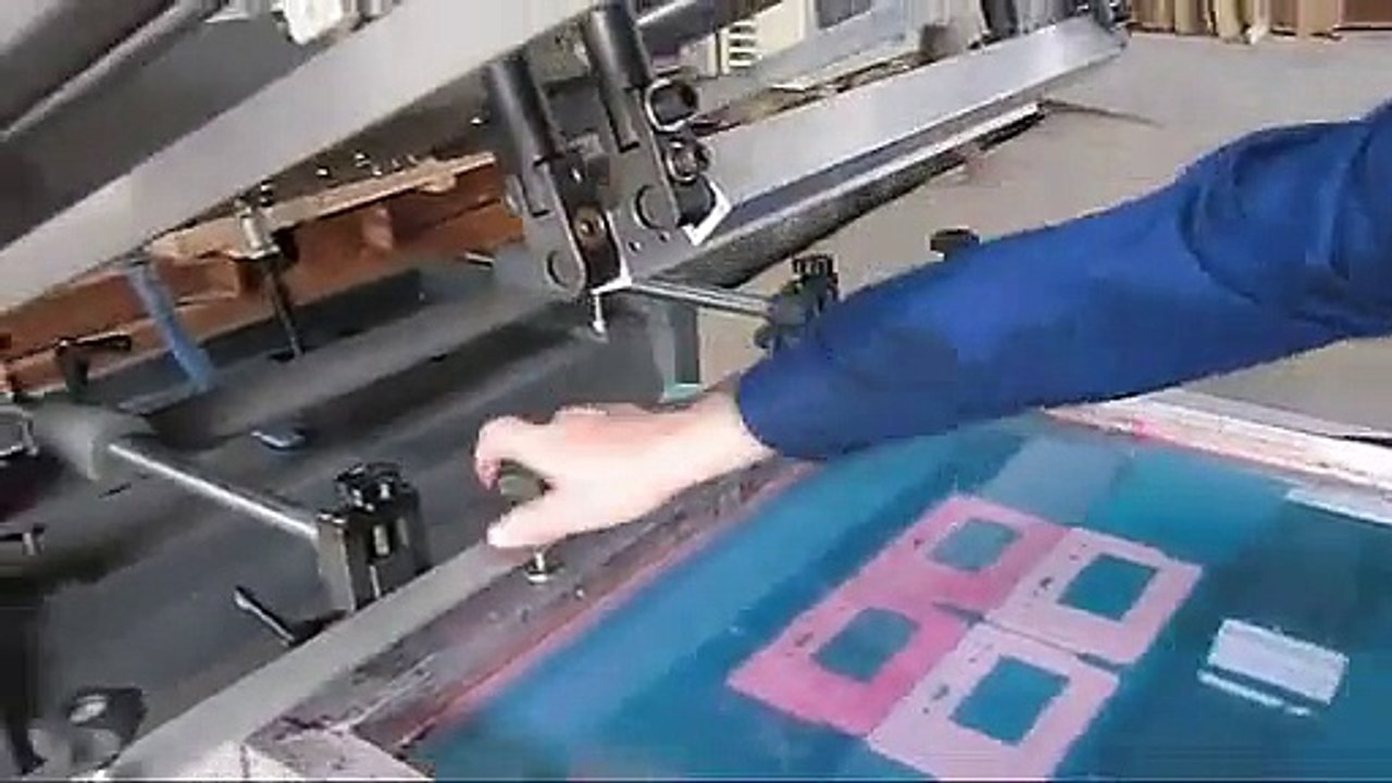 Flat Bed Screen Printing Machine Operation