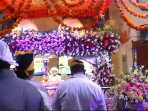 Guru Nanak Janam Gur Parbh 2014 Part 4 @ Swami Narain Temple Karachi.