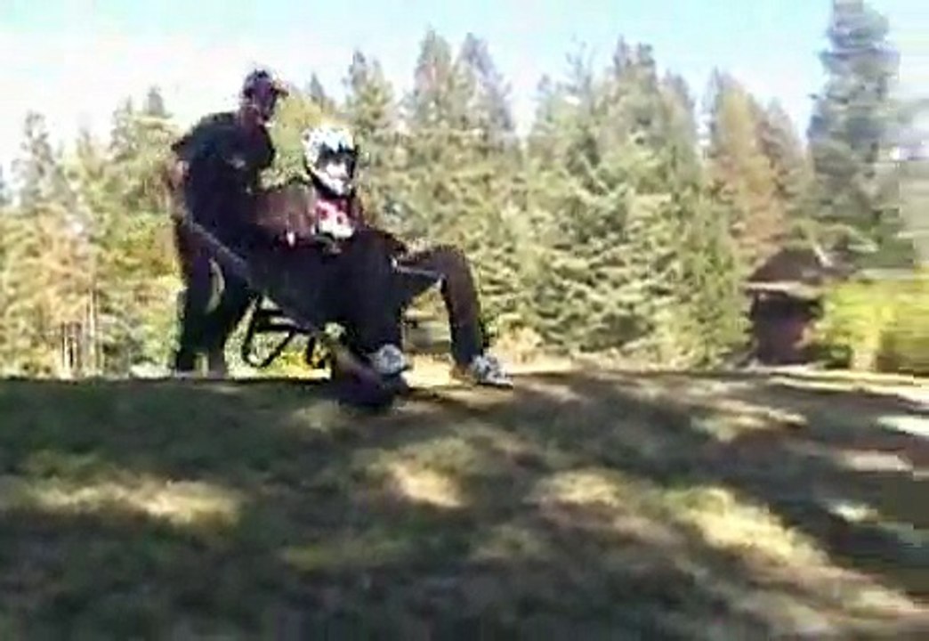 S'amuser avec une brouette