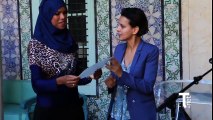 En Tunisie : Remise de diplômes de Français à des jeunes filles apprenant le Français