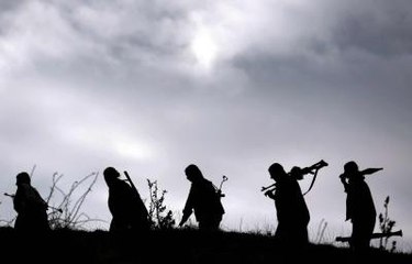 Yol Kesip Kimlik Kontrolü Yapan PKK, Şimdi de Av Yasağı İlan Etti