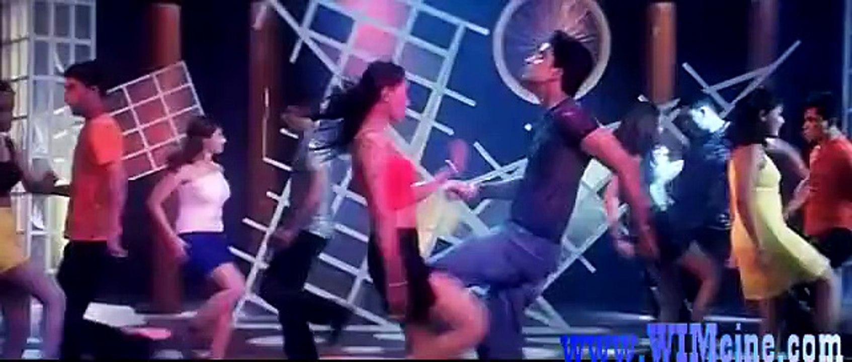 Aanch (2003)_clip1