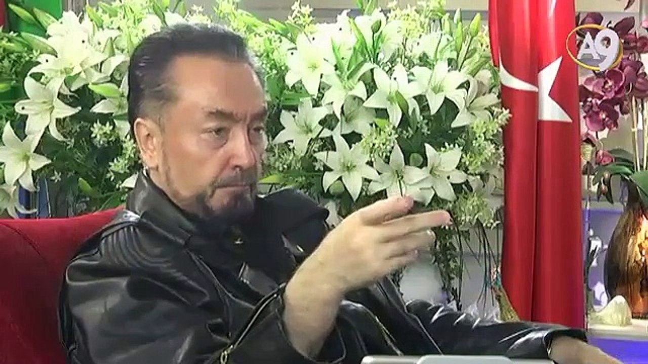 Necip Fazıl Kısakürek ve Bediüzzaman Said Nursi Hazretleri gençlere model oluşturdular.