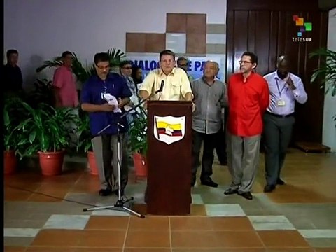 teleSUR Weekly RoundUp - Killing fuels debate on police racism in US