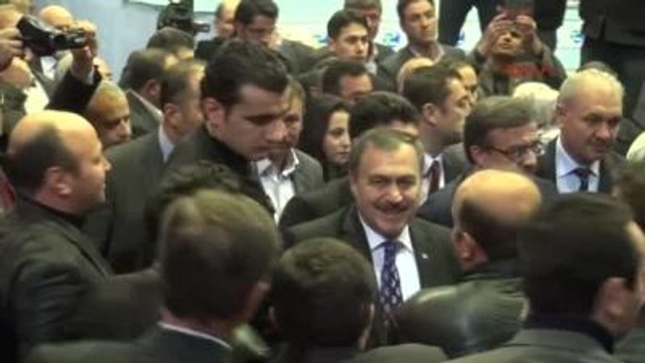 Afyonkarahisar Eroğlu: Allaha Şükür Bıyıklarım Yerinde