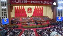 Çin'de hakkında yolsuzluk soruşturması açılan Zhou Yongkang Komünist Parti'den ihraç edildi