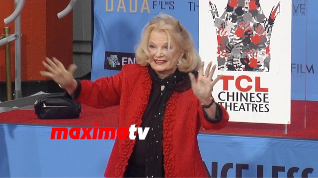Gena Rowlands Handprint Footprint Ceremony TCL Chinese Theater in Hollywood