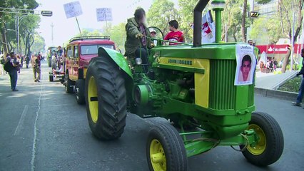 México: agricultores protestan por 43 desaparecidos