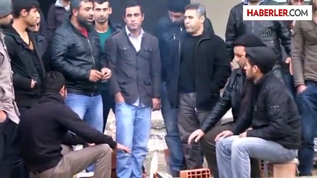 Karabük'te İnşaat İşçilerinden Oturma Eylemi