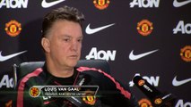 Van Gaal, harto de los rumores de fichajes