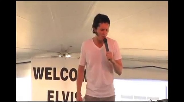 Ultimate Elvis winner Ben Portsmouth sings 'Loving Arms' Elvis Presley song video