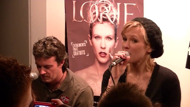 Lorie - showcase du-28-janv-2012 - FNAC Metz [HD 720p]