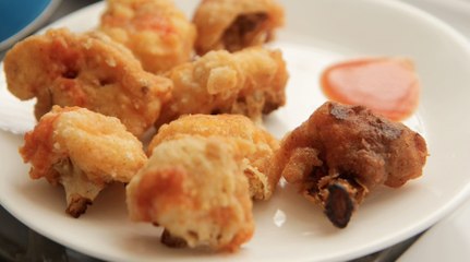 The Sweetest Vegan Shows You How To Make Cauliflower Buffalo Bites