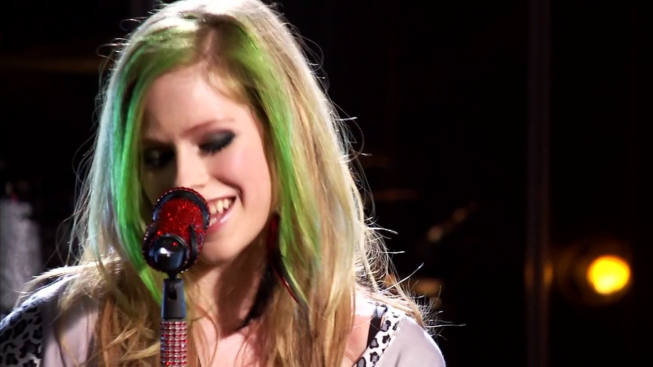 Avril Lavigne - My Happy Ending (AOL Sessions)