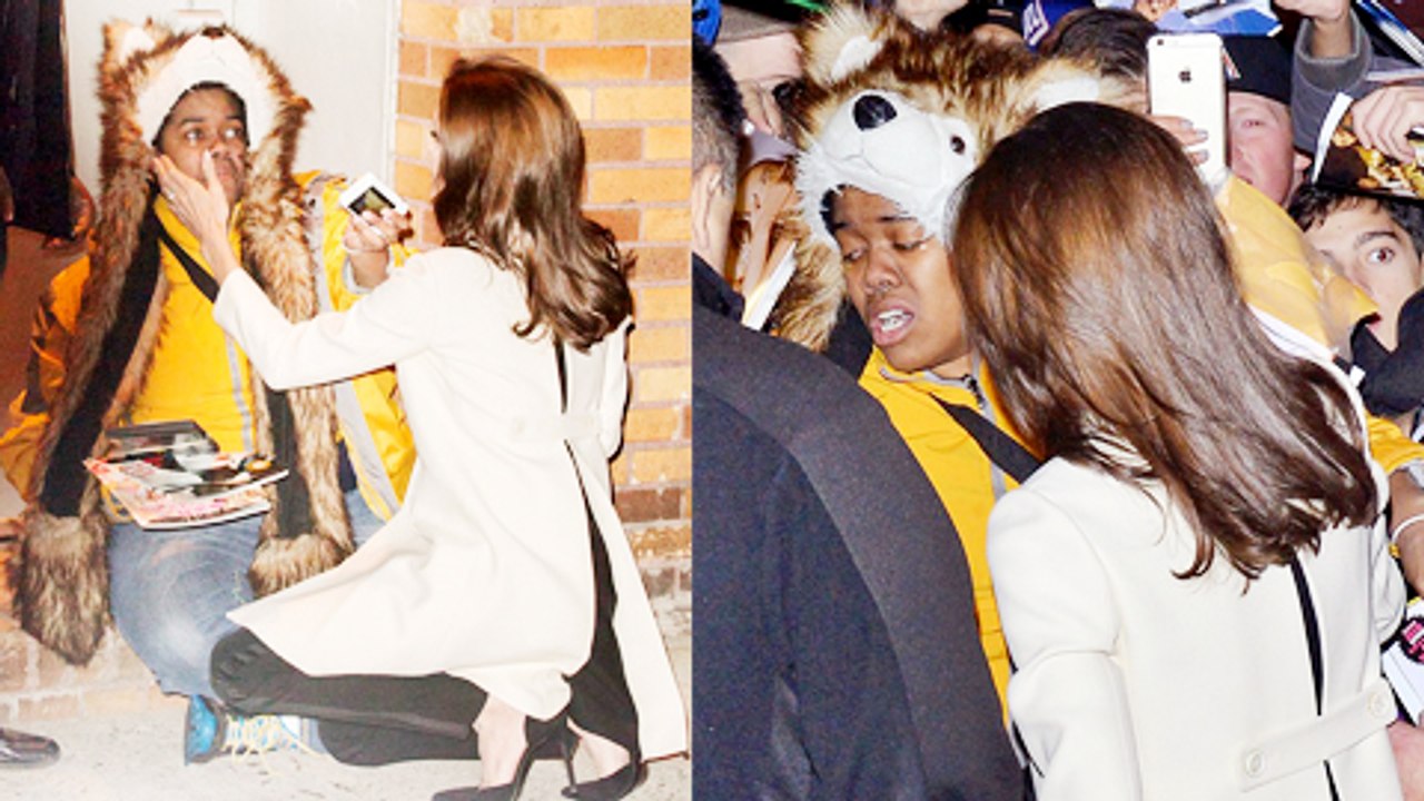 (Video) Angelina Jolie RESCUES a FAN!