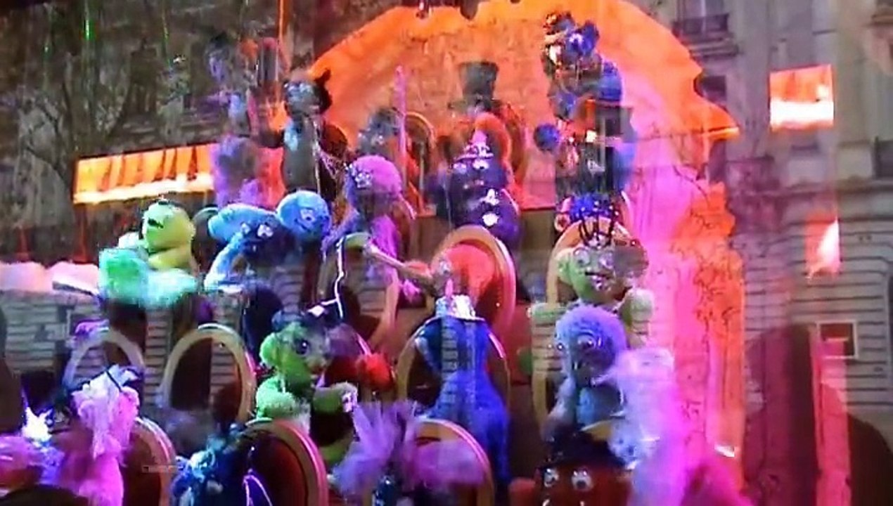 NOEL 2014  ANIMATIONS GALERIES LAFAYETTE   PARIS .