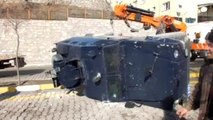 Hakkari'de Zırhlı Araç Devrildi: 1 Yaralı
