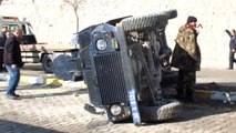 Hakkari'de Polis Aracı 'Akrep' Kaza Yaptı1 Polis Hafif Yaralandı