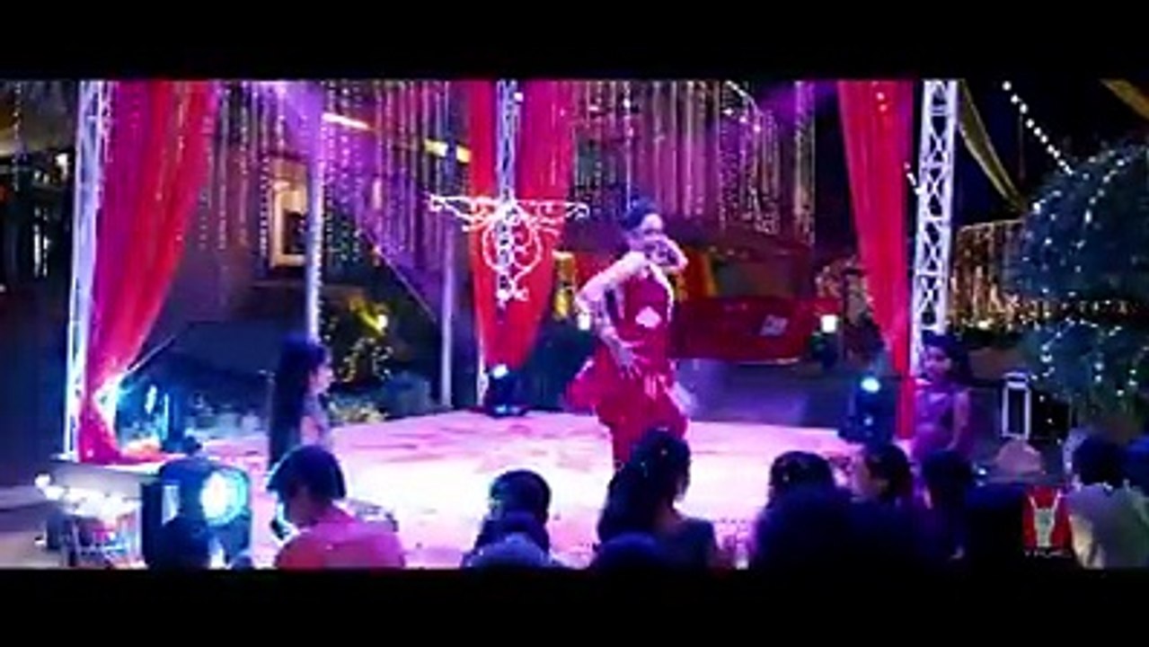 Hip Hip Huraah - Song - Mere Dad Ki Maru